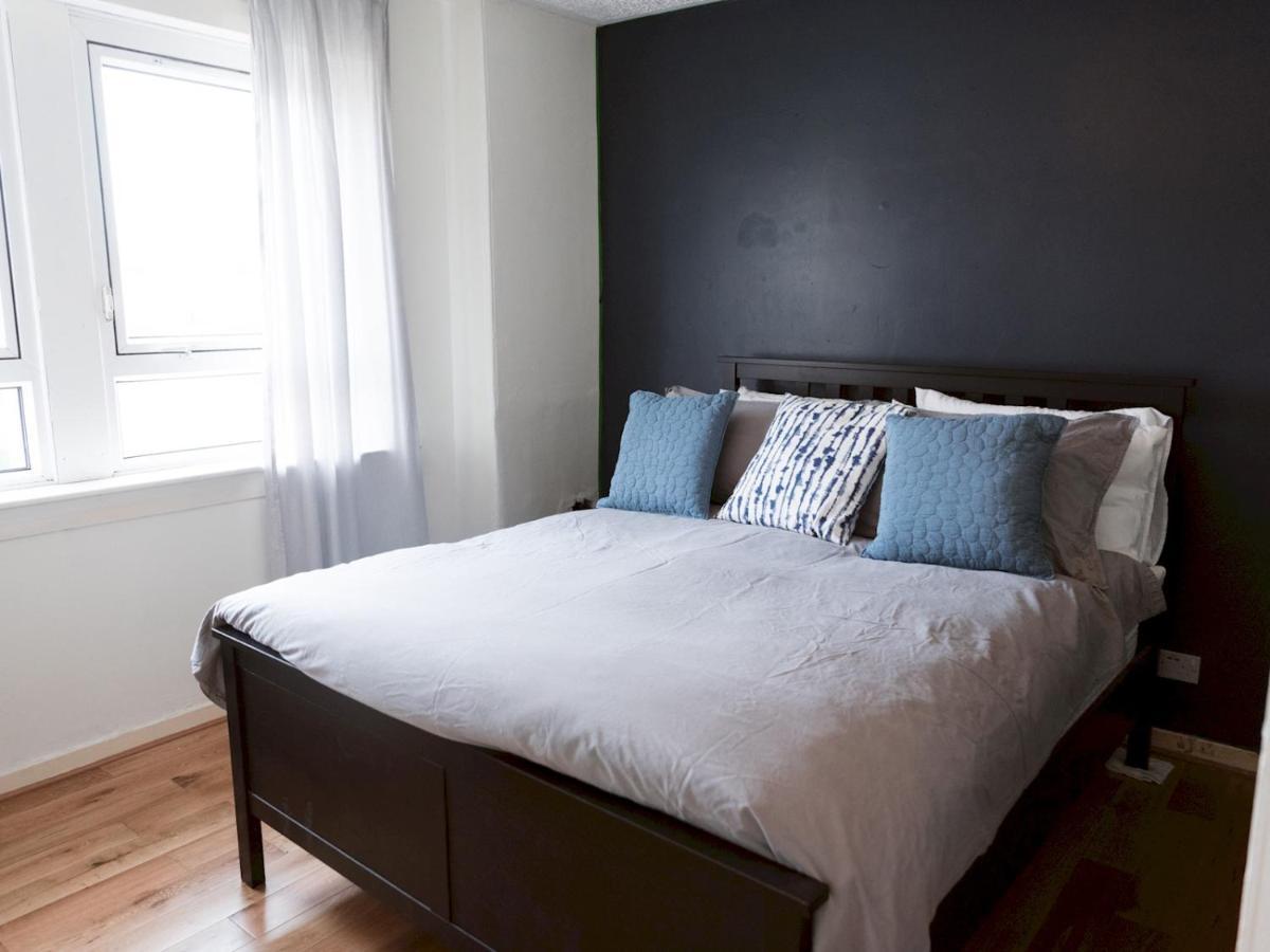 Pass The Keys Cozy Two Bed Flat Near Glasgow Airport & Paisley Buitenkant foto
